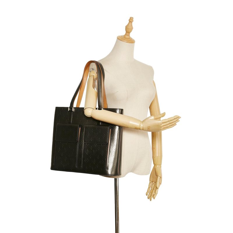 Louis Vuitton Monogram Mat Wilwood (SHG-axddy3) - Image 4