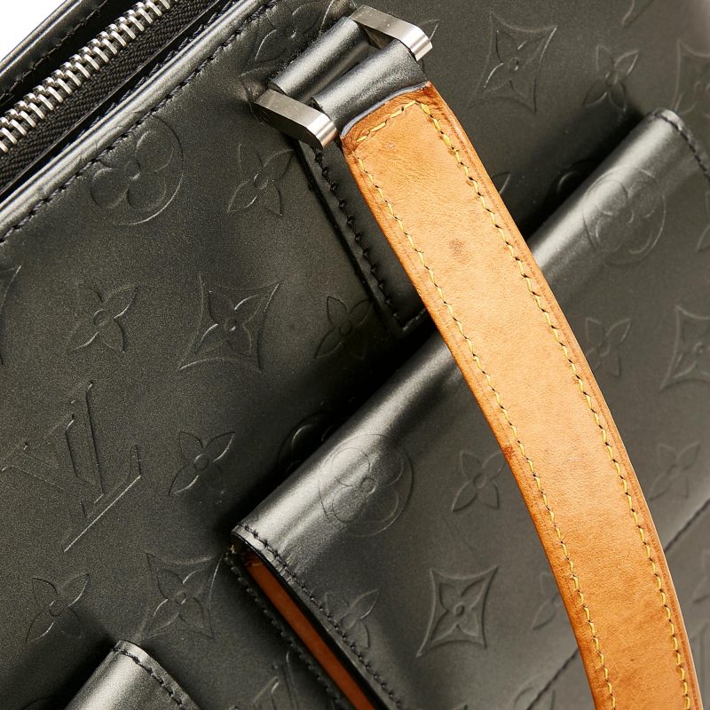 Louis Vuitton Monogram Mat Wilwood (SHG-aa40No) - Image 10