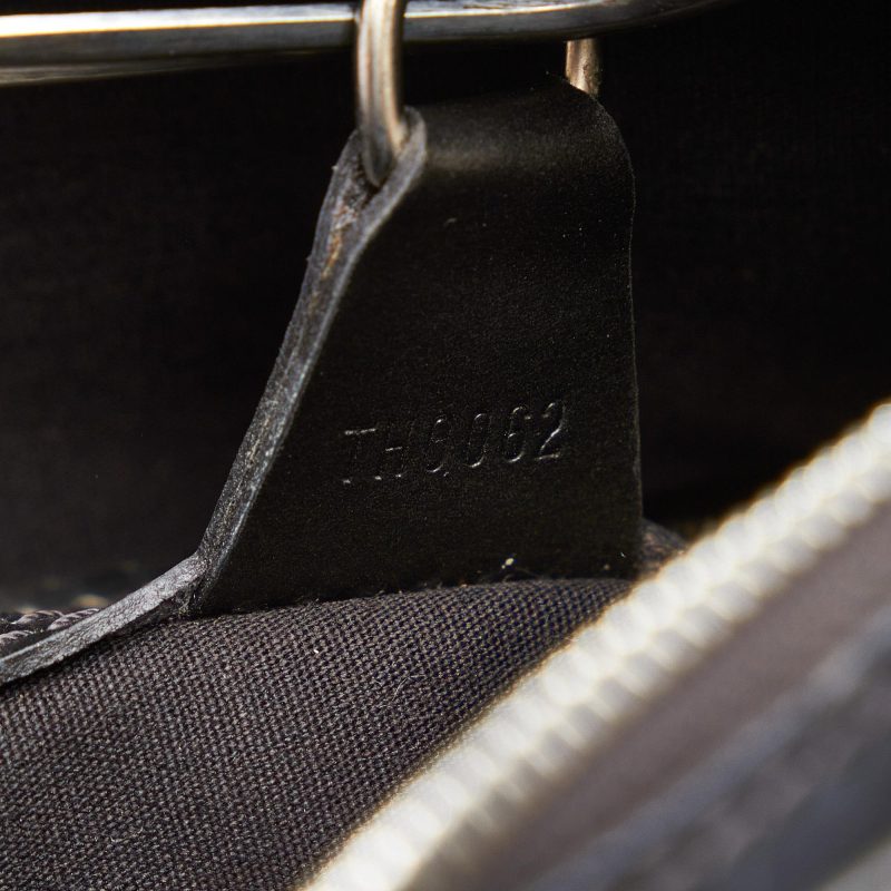 Louis Vuitton Monogram Mat Wilwood (SHG-oKw19a) - Image 7