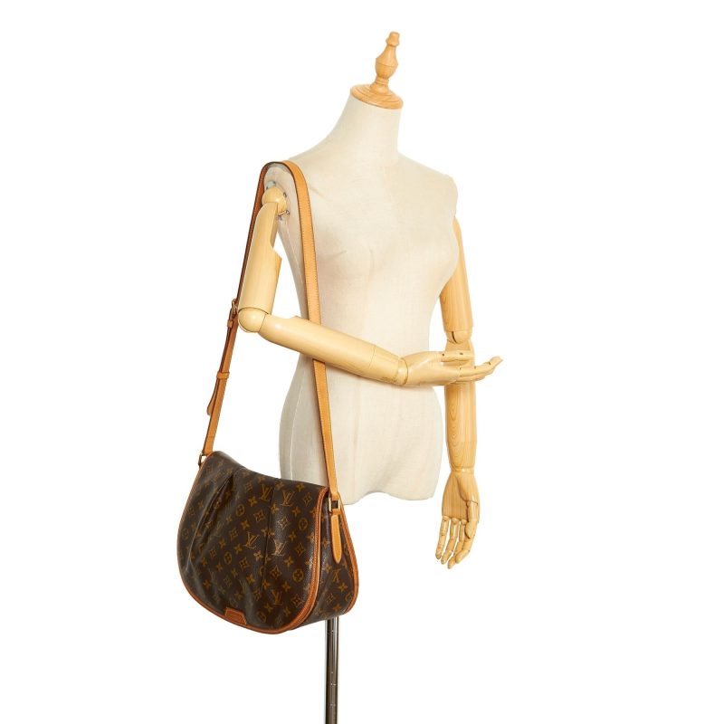 Louis Vuitton Monogram Menilmontant MM (SHG-9u03UA) - Image 4