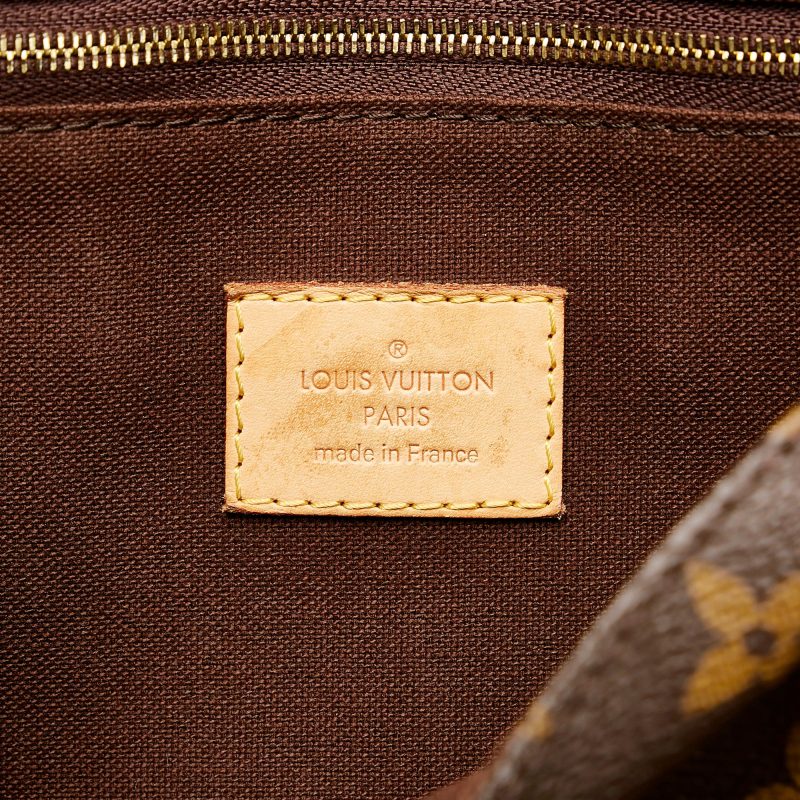 Louis Vuitton Monogram Menilmontant PM (SHG-2ez90s) - Image 6
