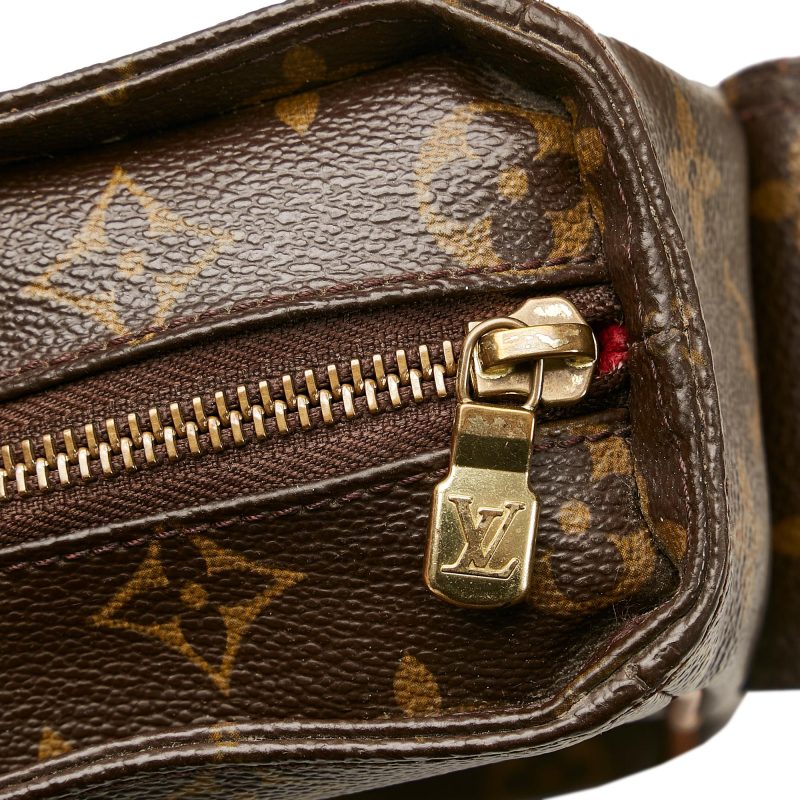 Louis Vuitton Monogram Multipli-Cite (SHG-w1mUZs) - Image 8