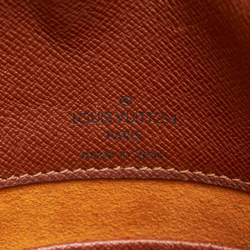 Louis Vuitton Monogram Musette Salsa Short (SHG-lCsl7B) - Image 6