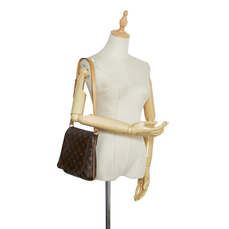 Louis Vuitton Monogram Musette Salsa (SHG-cVPZyB) - Image 4