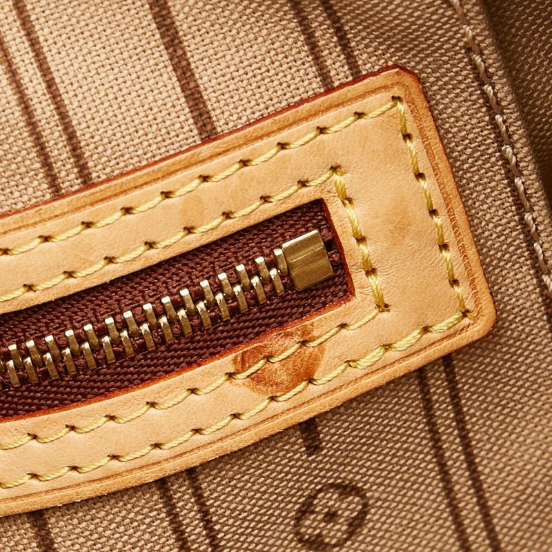 Louis Vuitton Monogram Neverfull PM (SHG-oou6cz) - Image 9