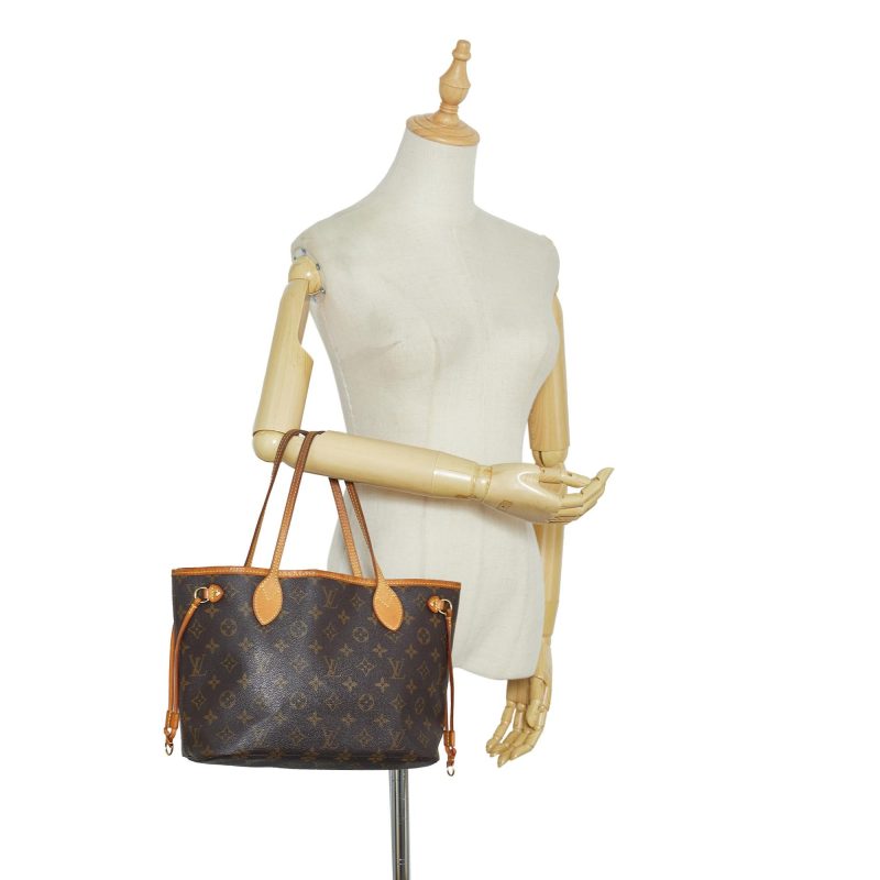 Louis Vuitton Monogram Neverfull PM (SHG-qbiade) - Image 4