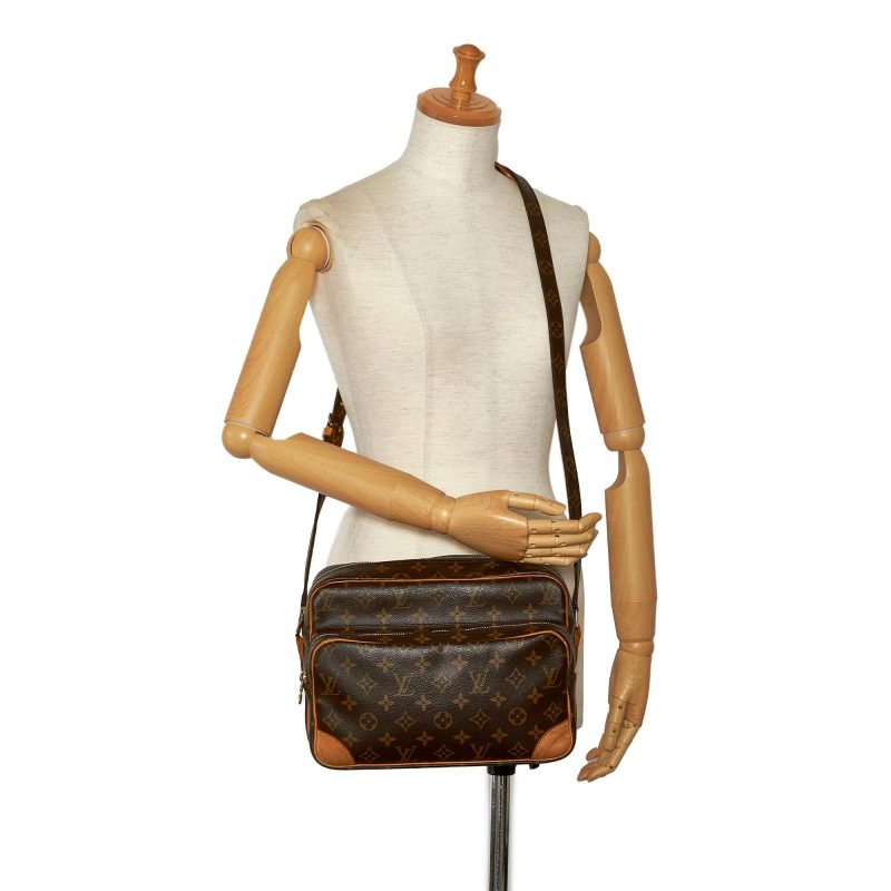 Louis Vuitton Monogram Nile (SHG-UCikrF) - Image 4