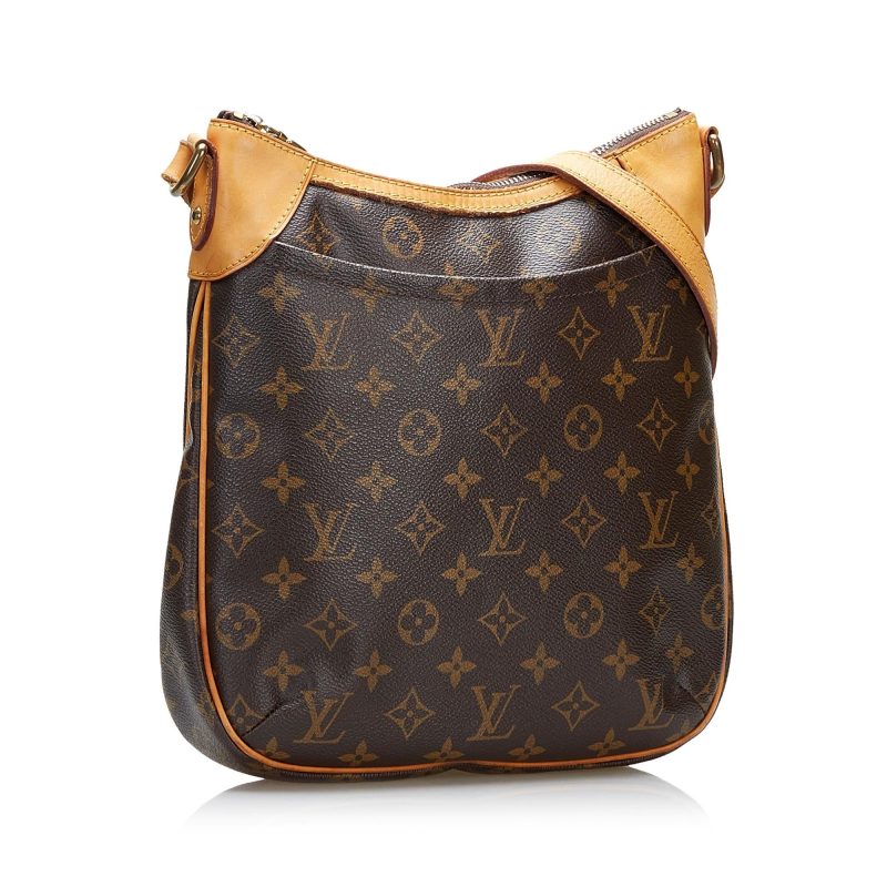 Louis Vuitton Monogram Odeon PM (SHG-QIl4Xl)