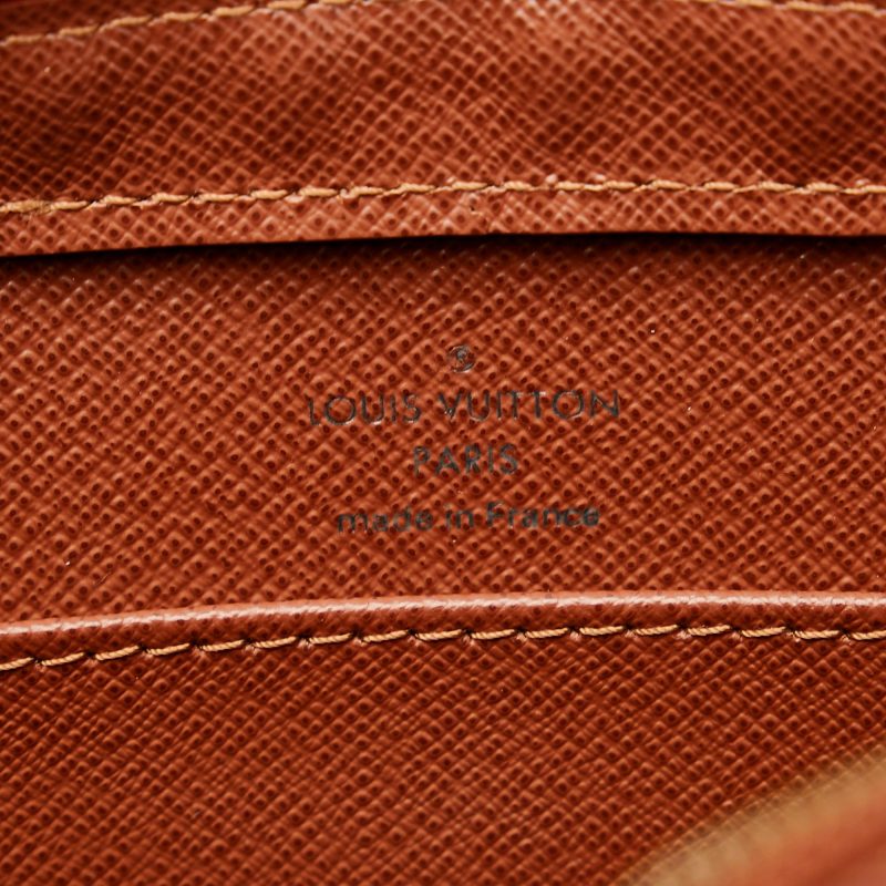 Louis Vuitton Monogram Orsay (SHG-36008) - Image 6