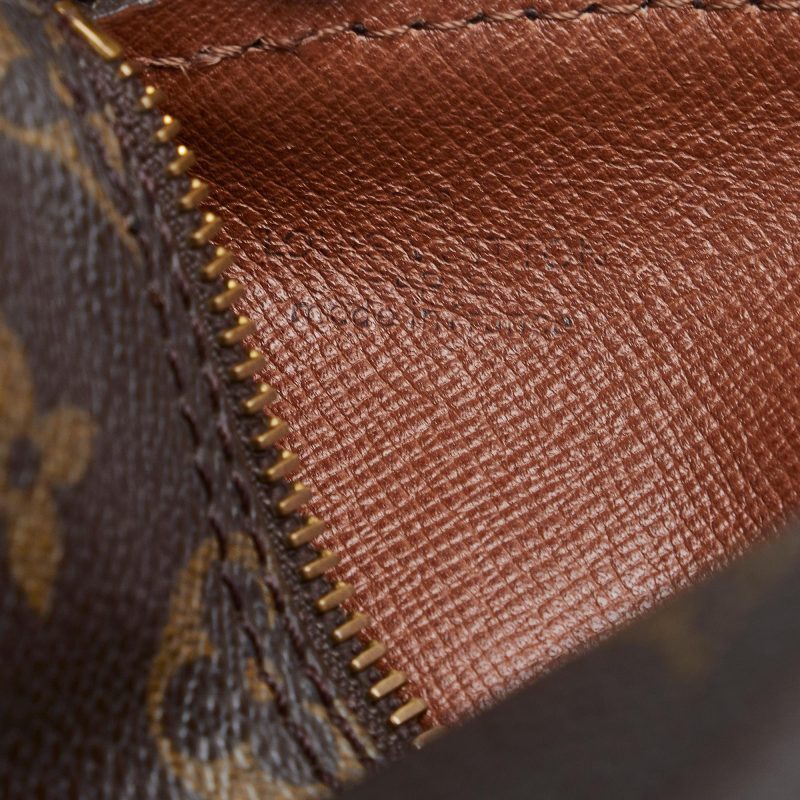 Louis Vuitton Monogram Papillon 26 (SHG-mYZrTF) - Image 6