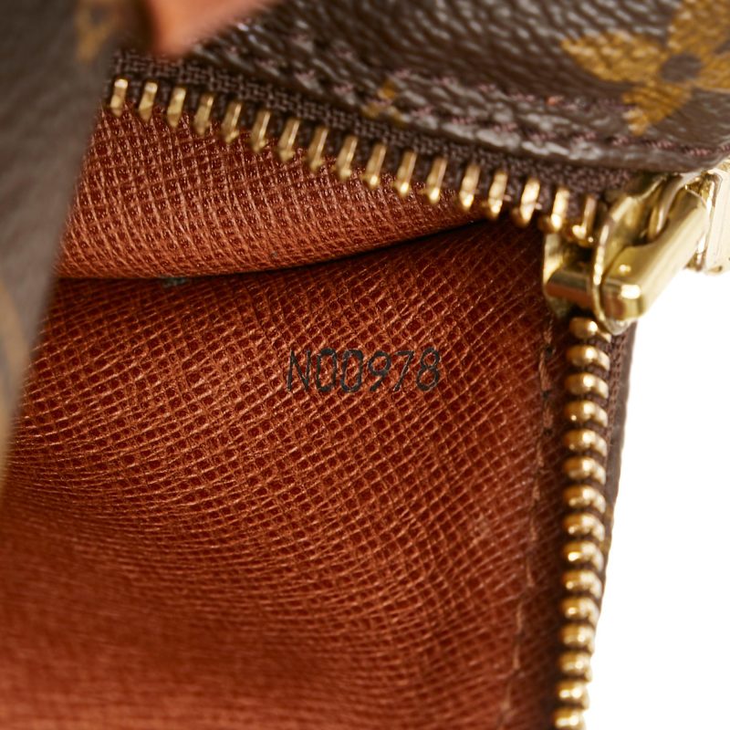 Louis Vuitton Monogram Papillon 30 (SHG-1qaR8L) - Image 7
