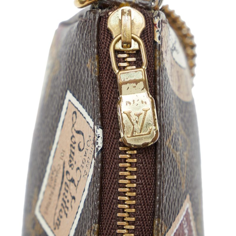 Louis Vuitton Monogram Patch Mini Pochette Accessoires (SHG-QoHOG6) - Image 8