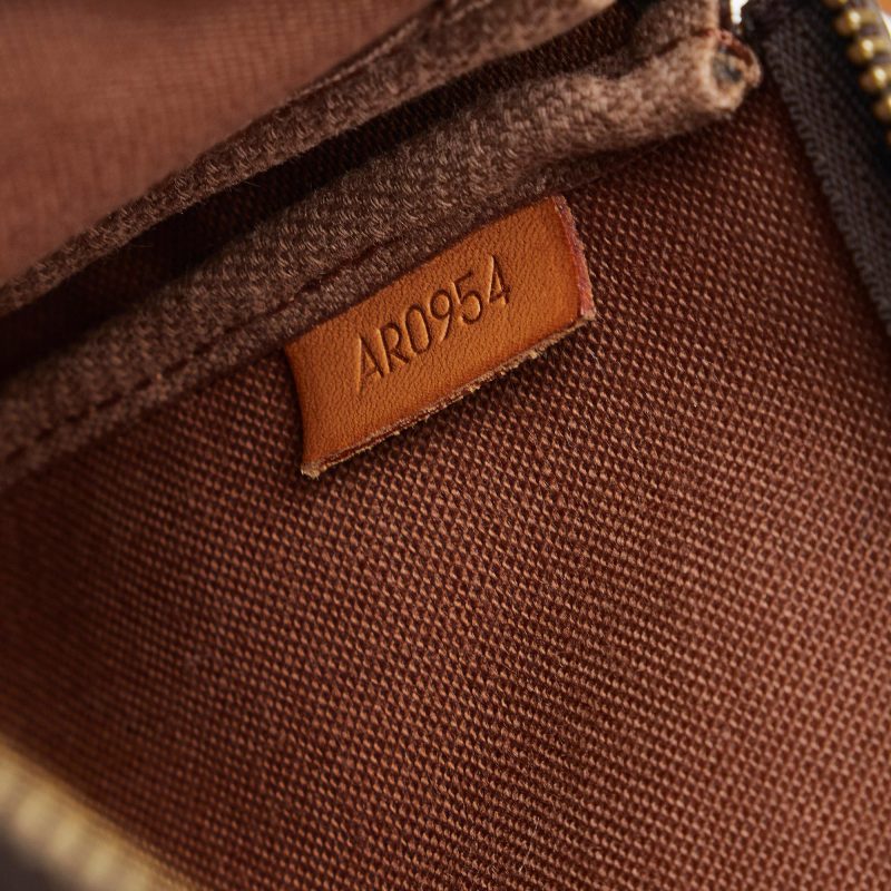 Louis Vuitton Monogram Pochette Accessoires (SHG-oPqiCg) - Image 7