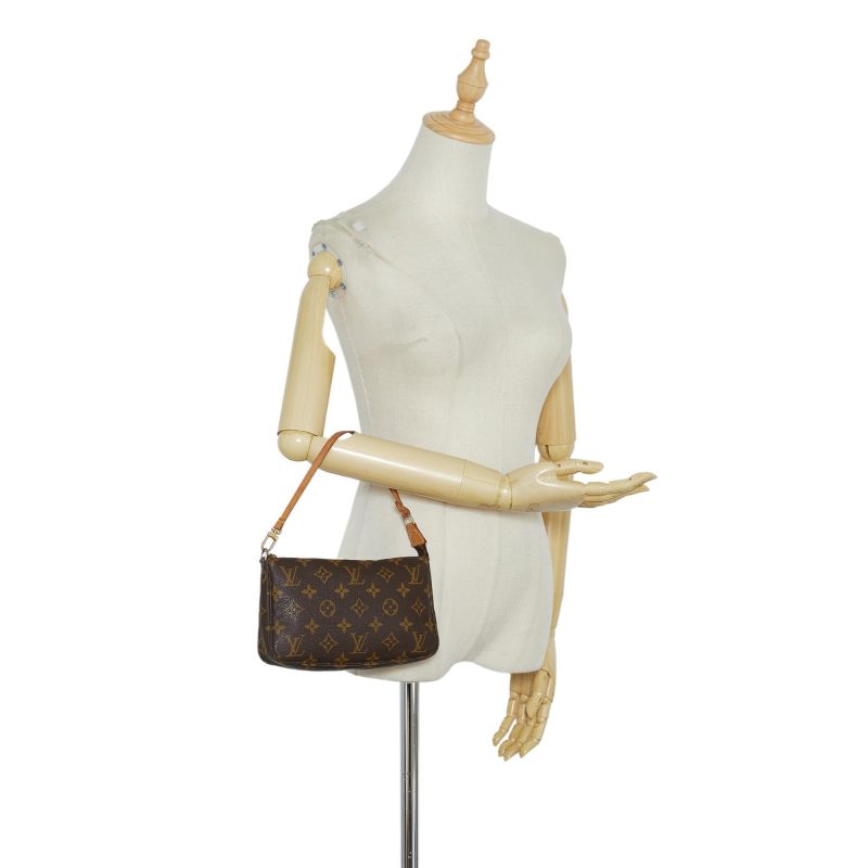 Louis Vuitton Monogram Pochette Accessoires (SHG-svKsyF) - Image 4