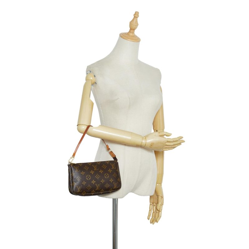 Louis Vuitton Monogram Pochette Accessoires (SHG-9zEOlR) - Image 4