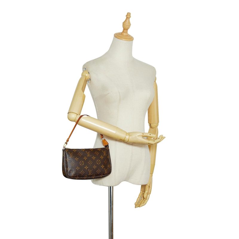 Louis Vuitton Monogram Pochette Accessoires (SHG-loq6TV) - Image 4