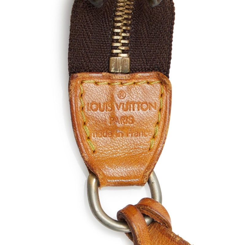 Louis Vuitton Monogram Pochette Accessoires (SHG-BXyLRO) - Image 6