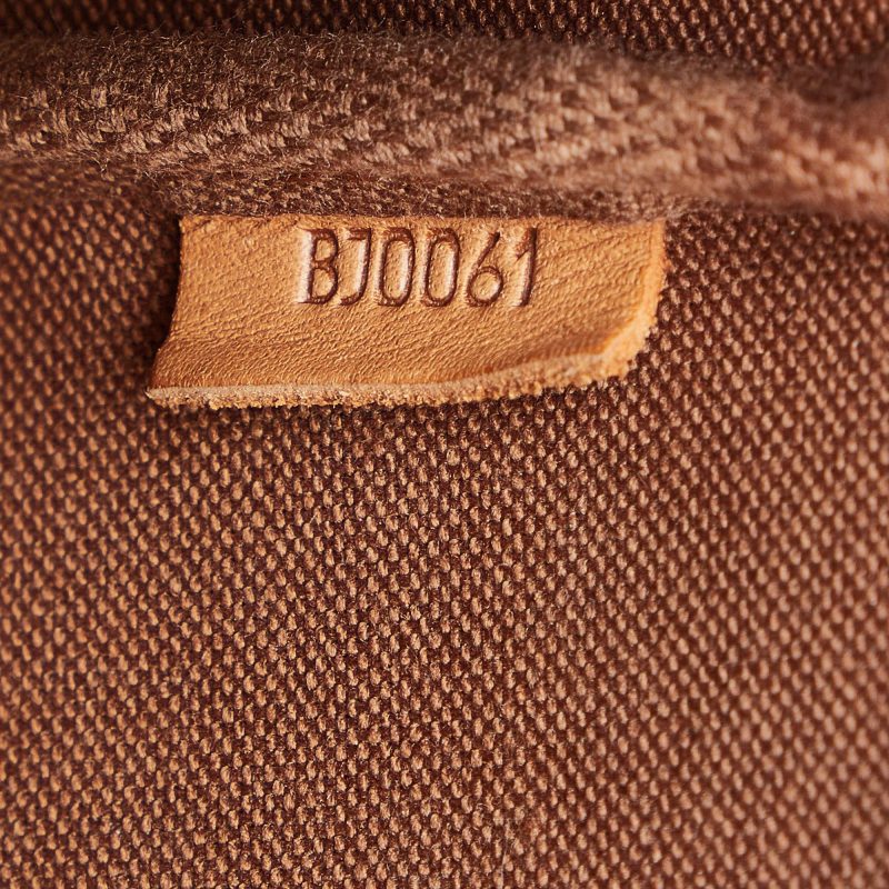 Louis Vuitton Monogram Pochette Accessoires (SHG-5KU8hZ) - Image 7