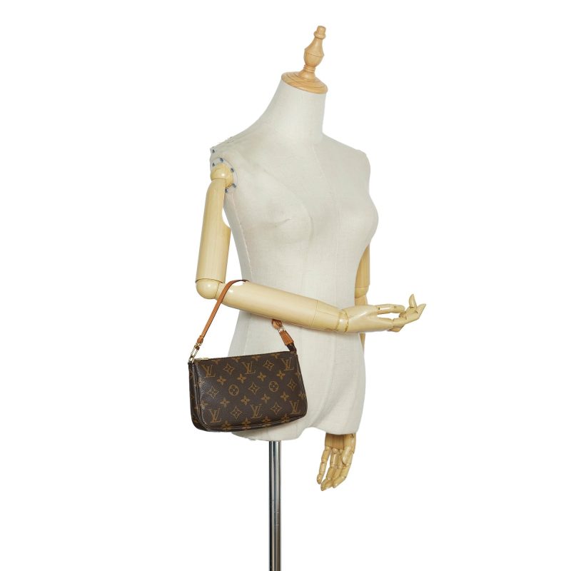 Louis Vuitton Monogram Pochette Accessoires (SHG-5KU8hZ) - Image 4