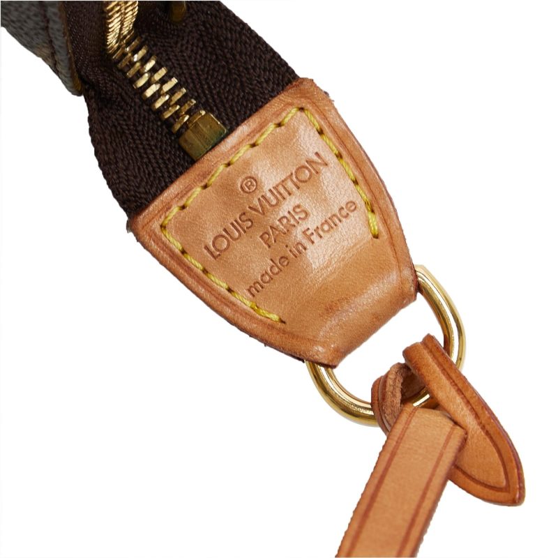 Louis Vuitton Monogram Pochette Accessoires (SHG-Jov92n) - Image 6