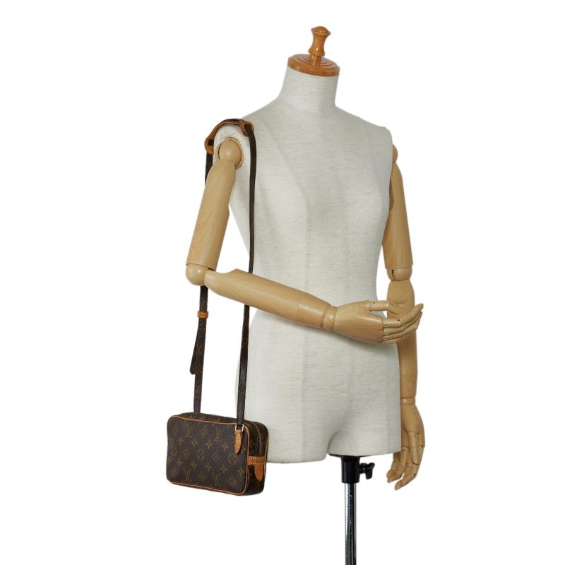 Louis Vuitton Monogram Pochette Marly Bandouliere (SHG-HzXiwc) - Image 4