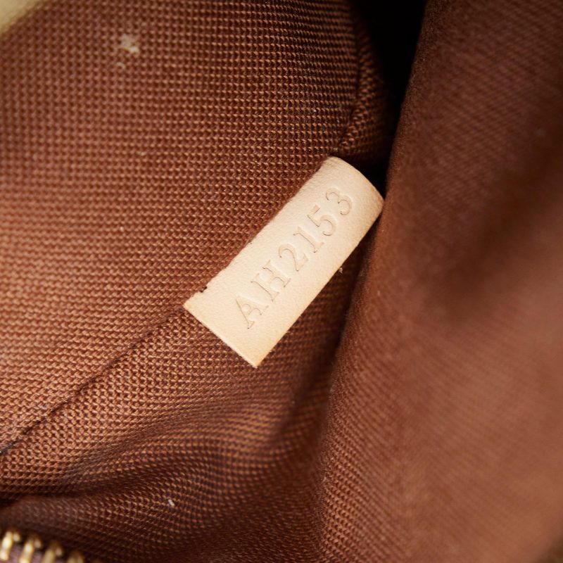 Louis Vuitton Monogram Pochette Valmy (SHG-NC9xDn) - Image 7