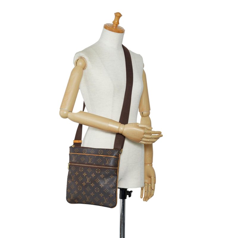 Louis Vuitton Monogram Pochette Valmy (SHG-NC9xDn) - Image 4