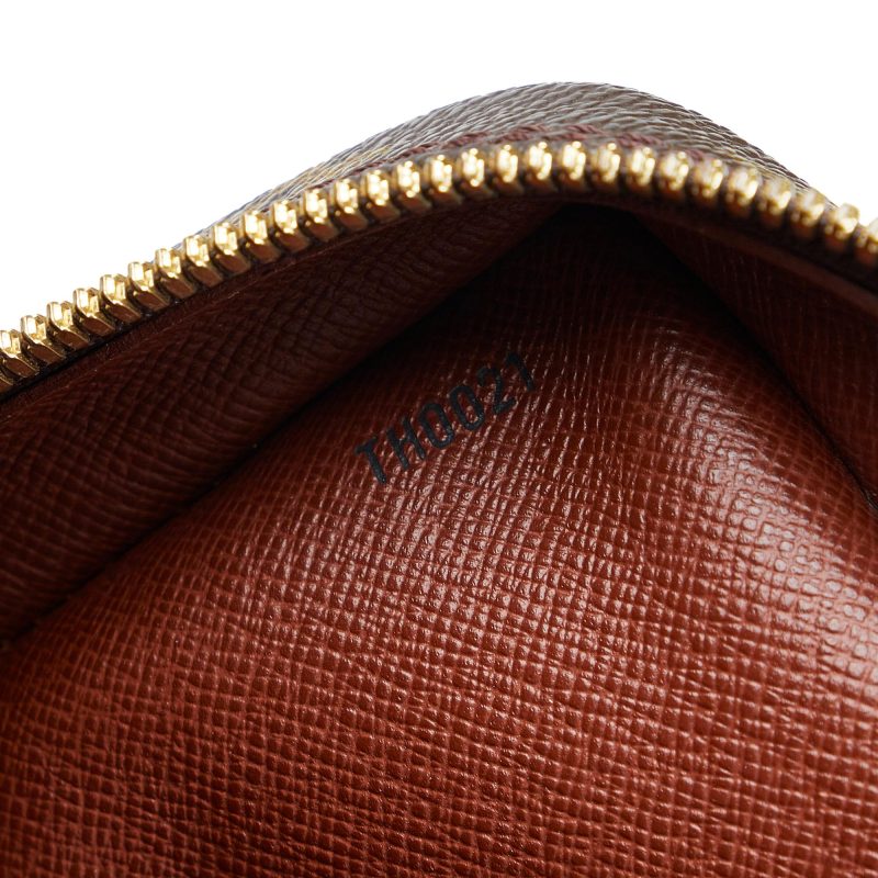 Louis Vuitton Monogram Porte Documents Voyage (SHG-UsspB5) - Image 7