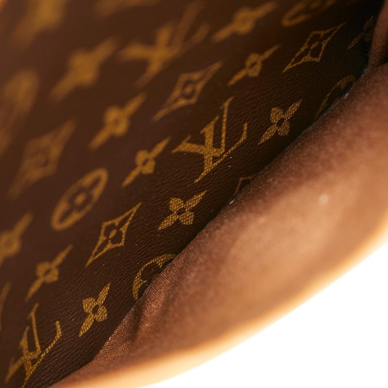 Louis Vuitton Monogram Sac Gibeciere GM (SHG-33315) - Image 9