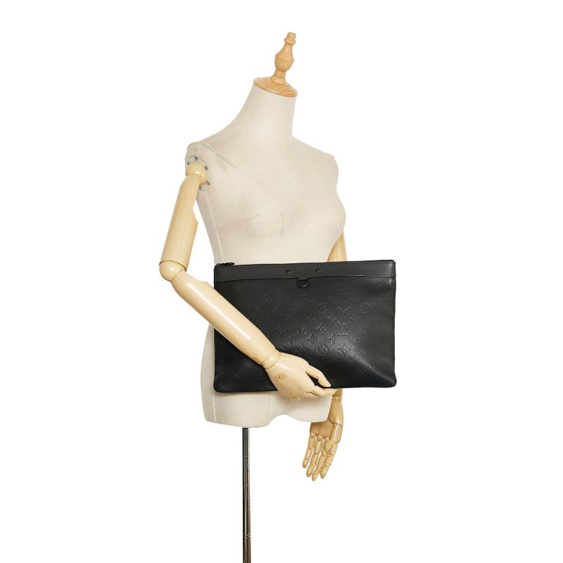 Louis Vuitton Monogram Shadow Discovery Pochette (SHG-rQKxIP) - Image 4