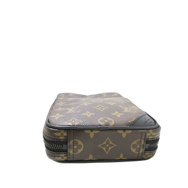 Louis Vuitton Monogram Solar Ray Utility Side Bag (SHG-eFJHbc) - Image 3