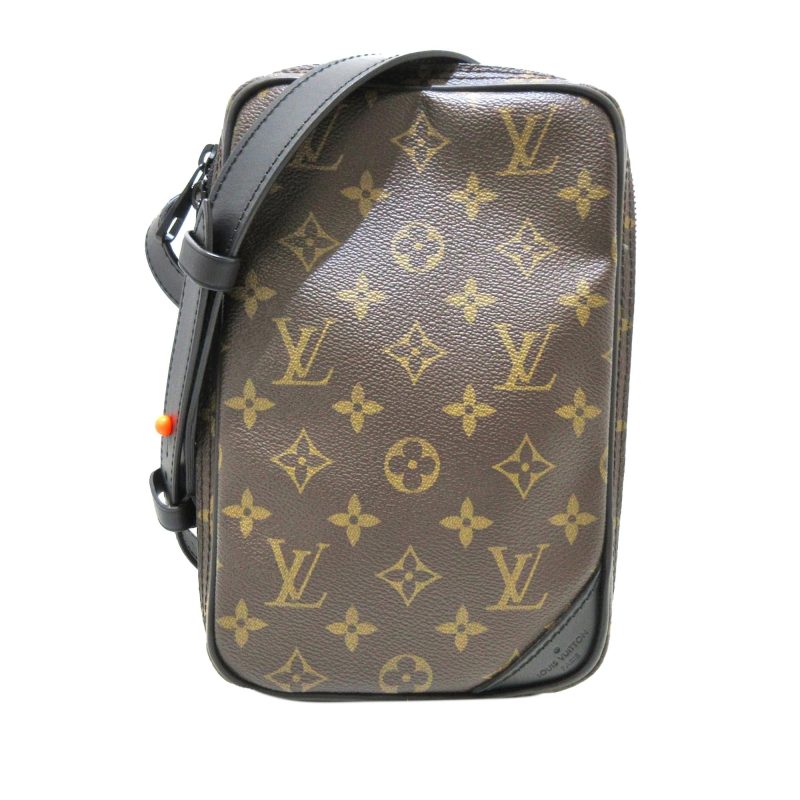 Louis Vuitton Monogram Solar Ray Utility Side Bag (SHG-eFJHbc) - Image 15