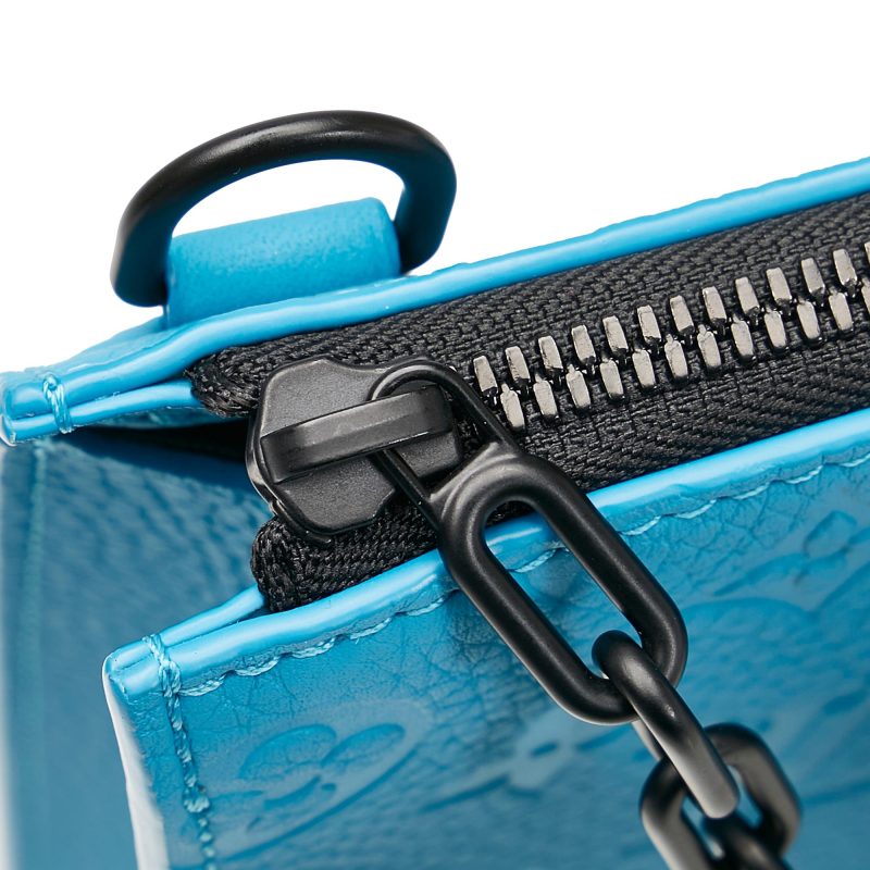 Louis Vuitton Monogram Taurillon Sac Plat (SHG-4v0Lhh) - Image 8