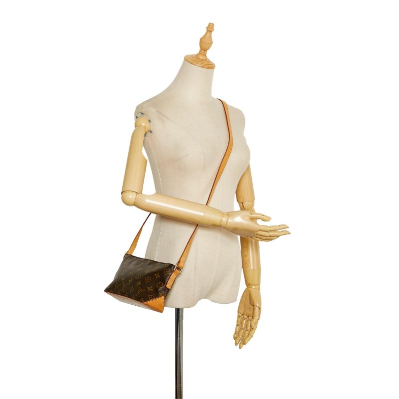Louis Vuitton Monogram Trotteur (SHG-37847) - Image 4