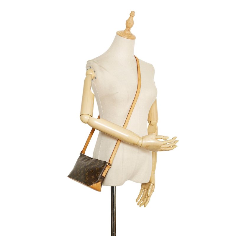 Louis Vuitton Monogram Trotteur (SHG-5v0yiY) - Image 4