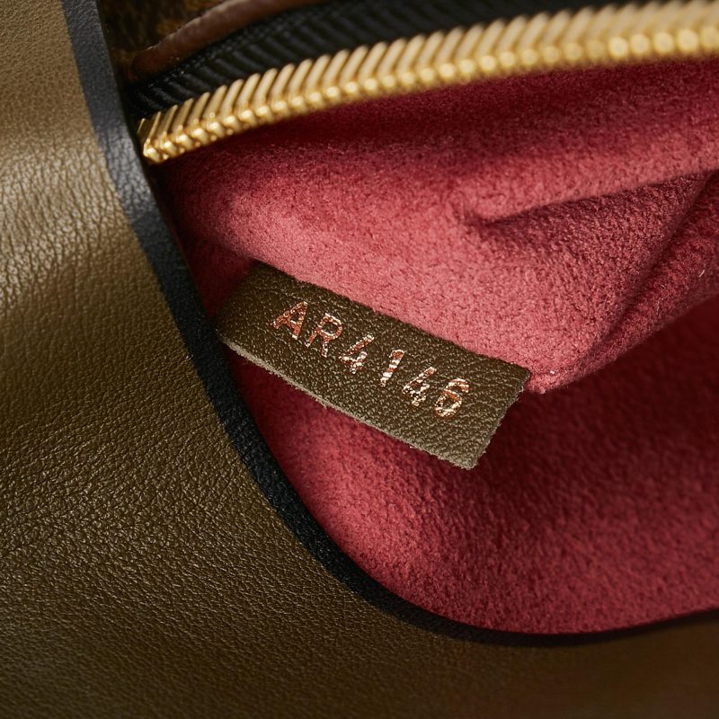 Louis Vuitton Monogram Tuileries Besace (SHG-35340) - Image 7
