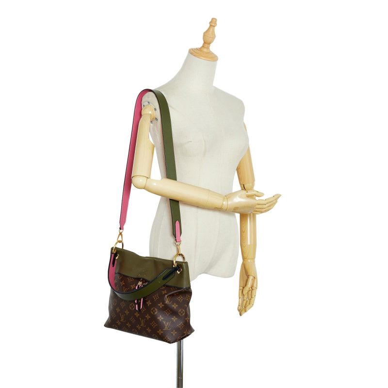 Louis Vuitton Monogram Tuileries Besace - Image 4