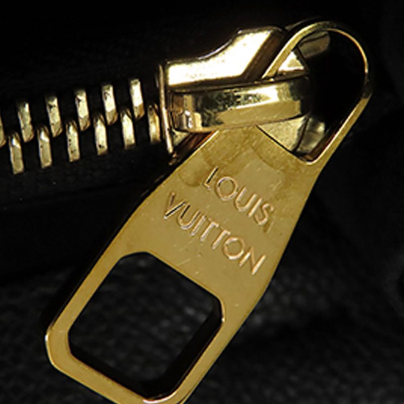 Louis Vuitton Monogram Venus (SHG-37926) - Image 6