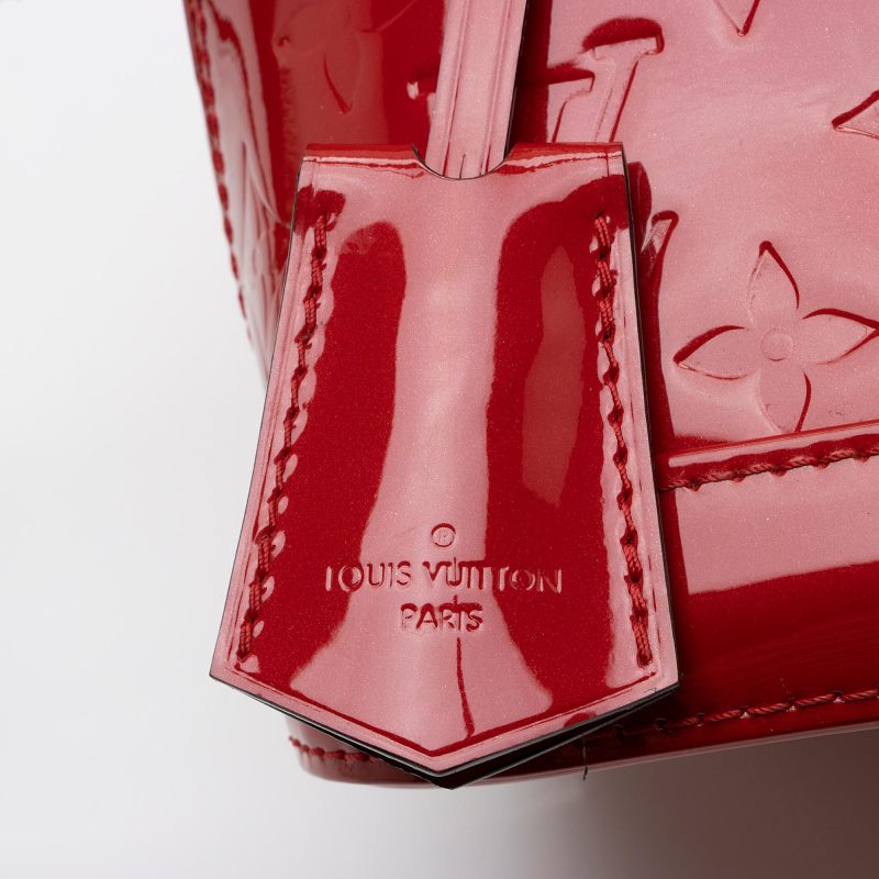 Louis Vuitton Monogram Vernis Alma BB Satchel (SHF-3tRcMZ) - Image 10