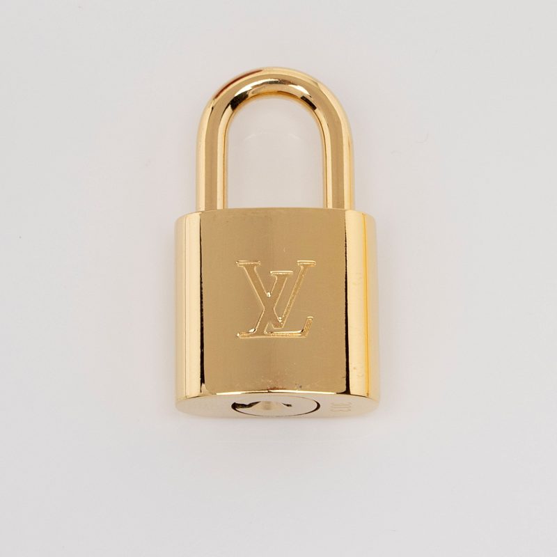Louis Vuitton Monogram Vernis Alma BB Satchel (SHF-CV7nBZ) - Image 9