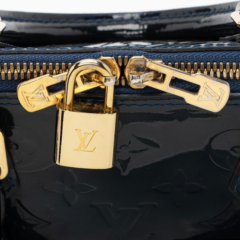 Louis Vuitton Monogram Vernis Alma PM Satchel (SHF-22635) - Image 9