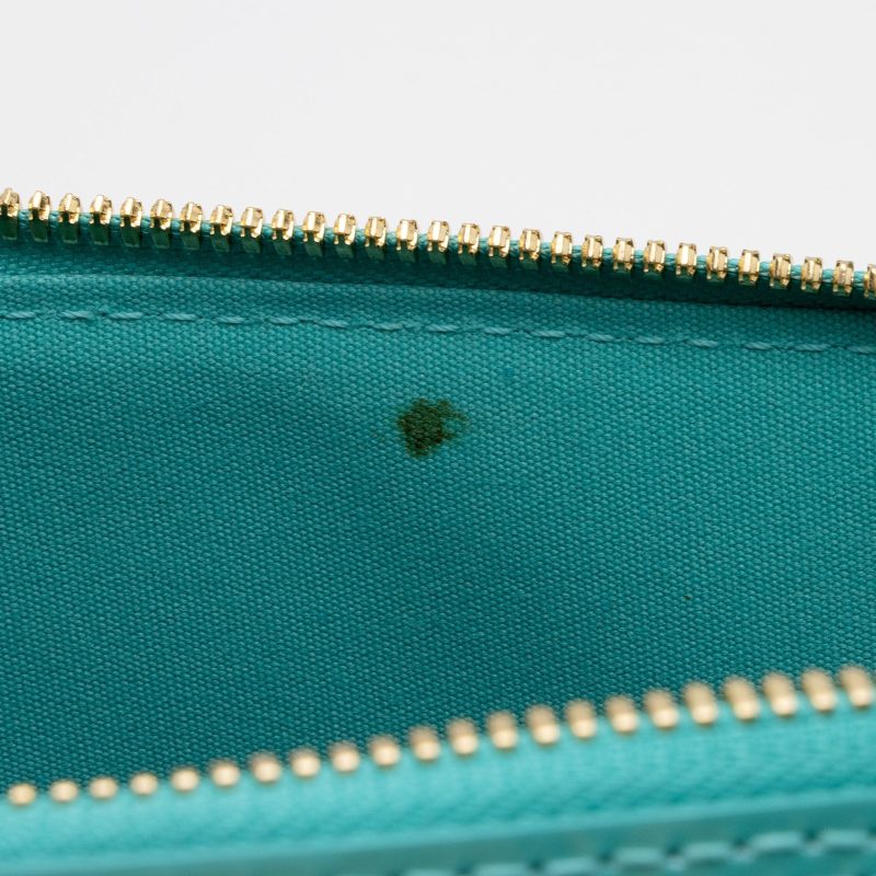 Louis Vuitton Monogram Vernis Alma PM Satchel (SHF-qtN90H) - Image 8