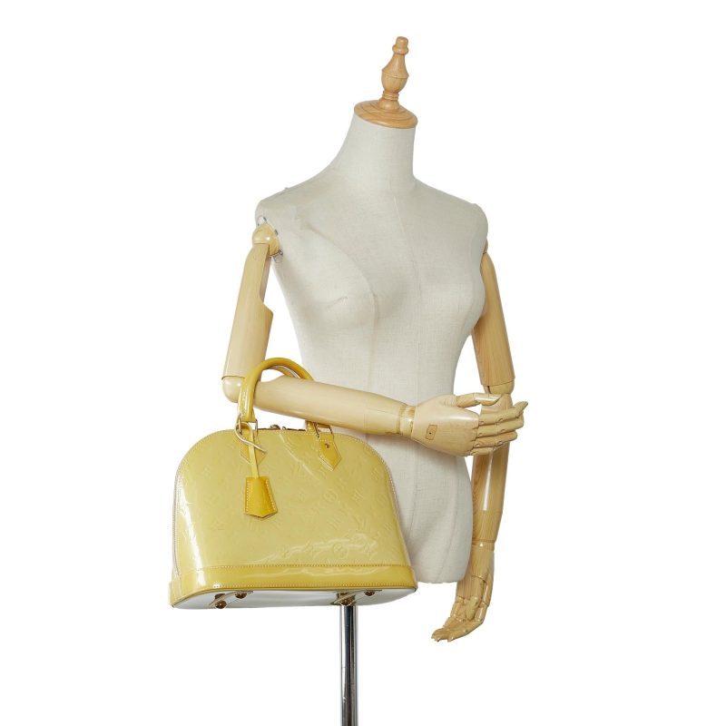 Louis Vuitton Monogram Vernis Alma PM (SHG-6v1uom) - Image 4