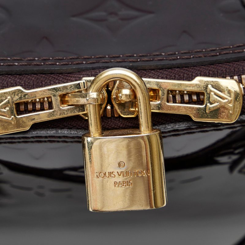 Louis Vuitton Monogram Vernis Alma PM (SHG-SkyOqF) - Image 9