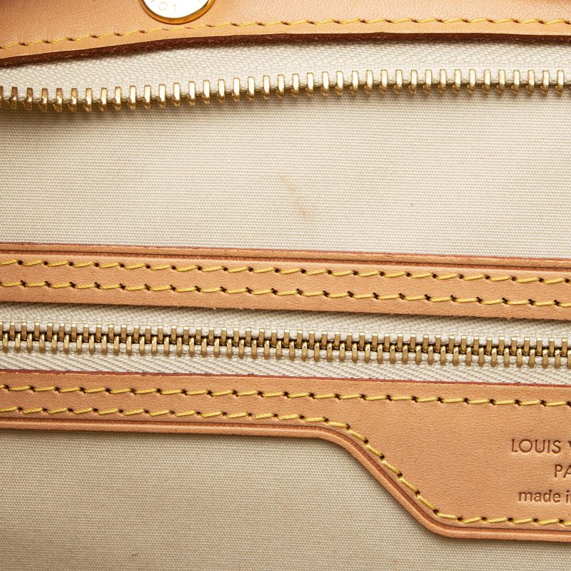 Louis Vuitton Monogram Vernis Brea GM Satchel (SHF-23147) - Image 9