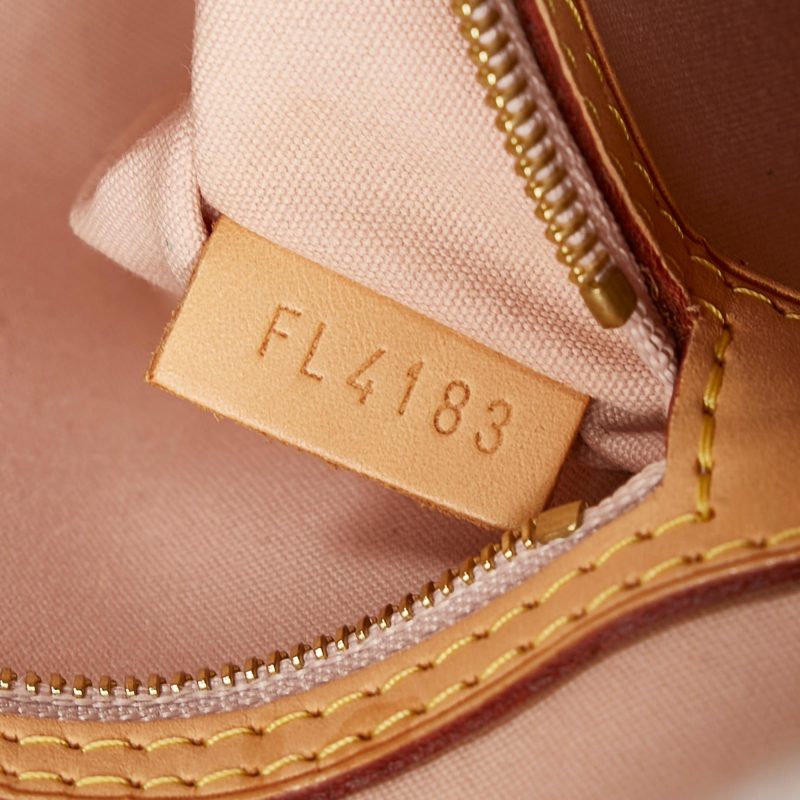 Louis Vuitton Monogram Vernis Brea MM (SHG-EXk7Yz) - Image 7