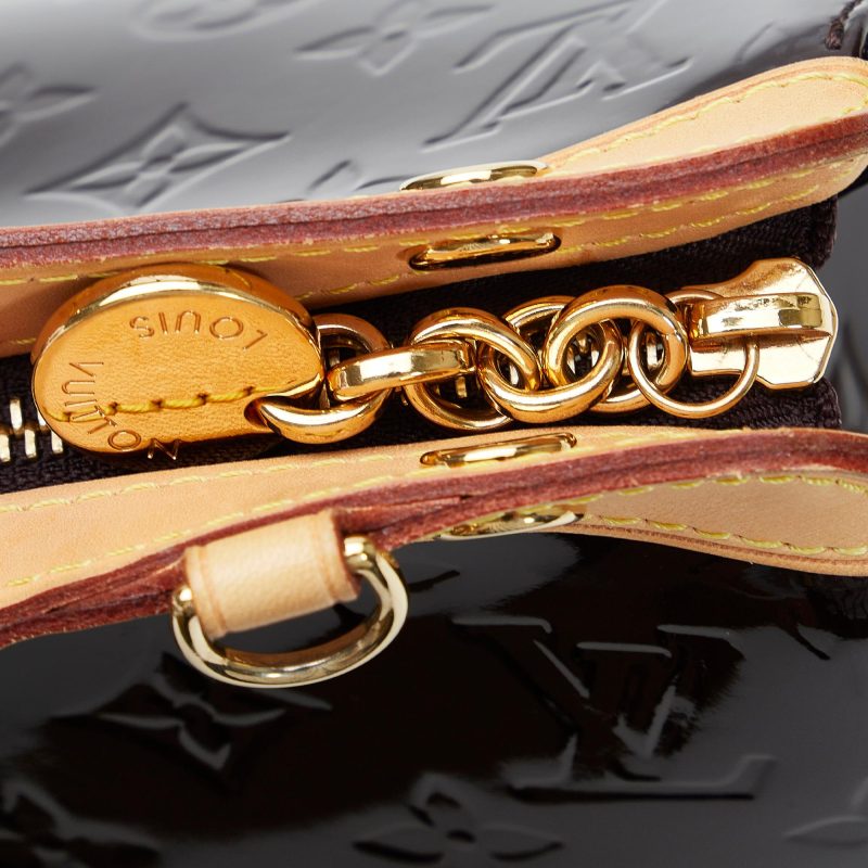 Louis Vuitton Monogram Vernis Brea MM (SHG-mhzUxd) - Image 8