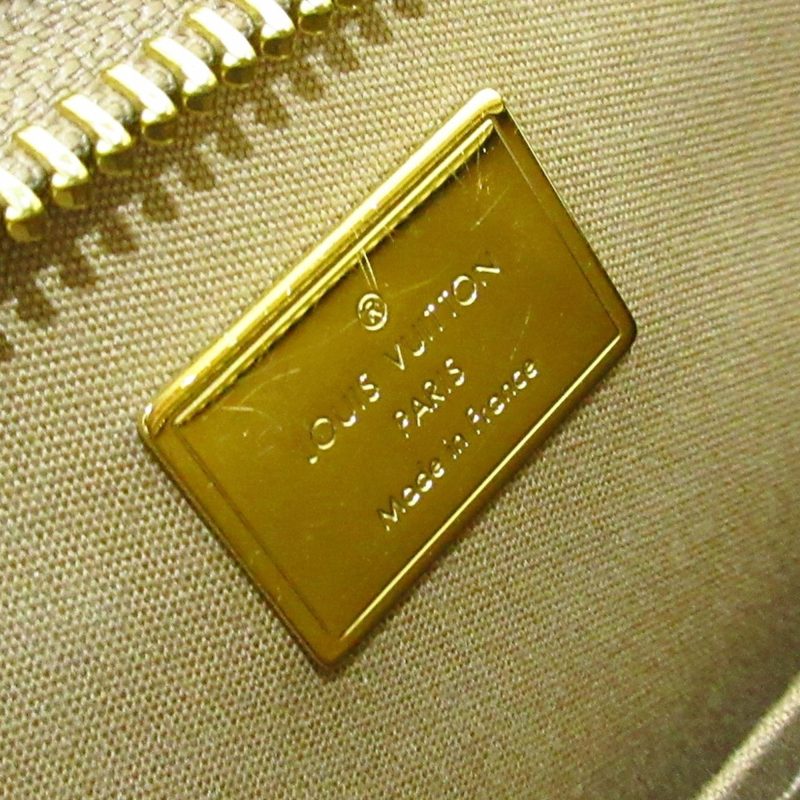 Louis Vuitton Monogram Vernis Brea PM (SHG-35698) - Image 6