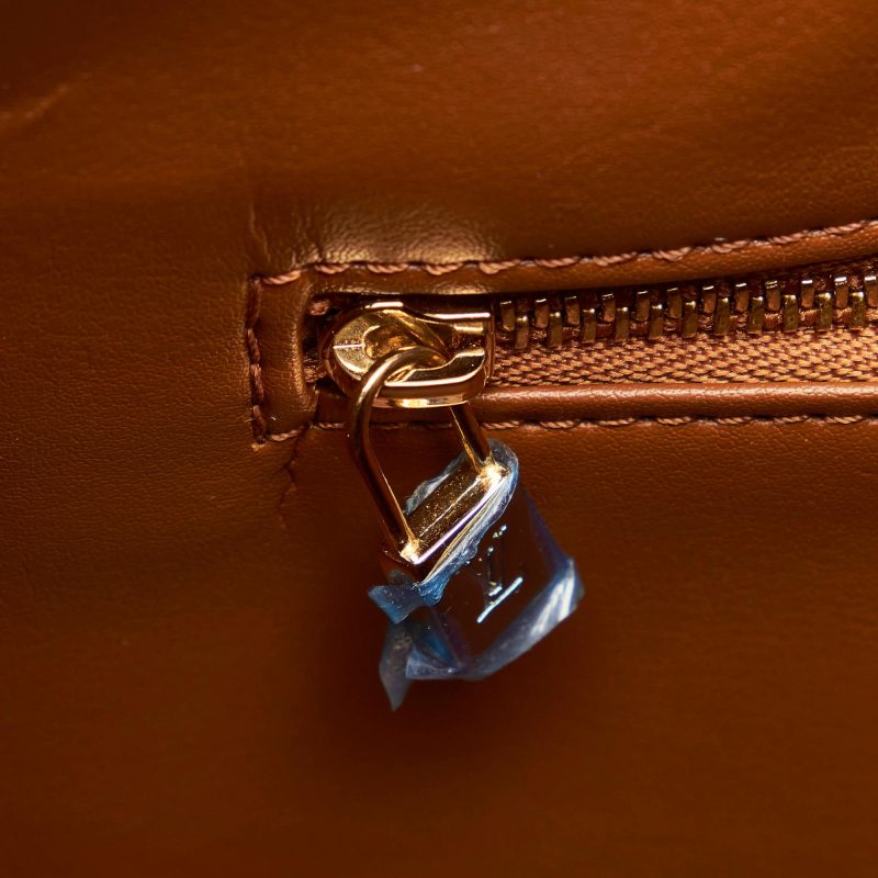 Louis Vuitton Monogram Vernis Houston (SHG-34989) - Image 8