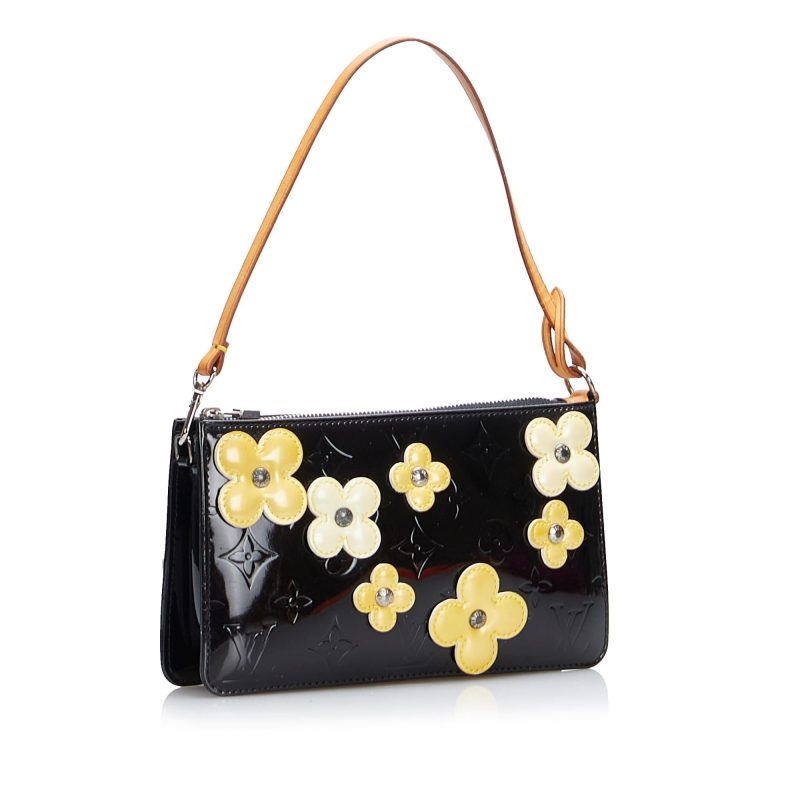 Louis Vuitton Monogram Vernis Lexington Fleurs Pochette (SHG-EGCiL8)